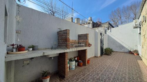 Facilities, Hornera Canning - A metros de Metropolitano in Las Malvinas