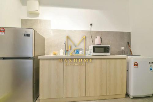 Maxhome at Imperio Melaka - Tap to explore photos