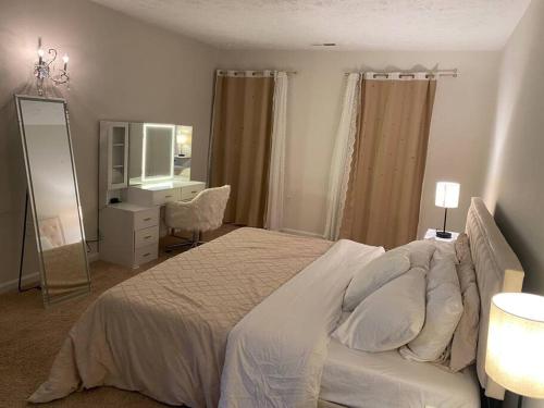 4 bedrooms, 4 beds, Free Parking, Private entry, in Silver Spring, USA