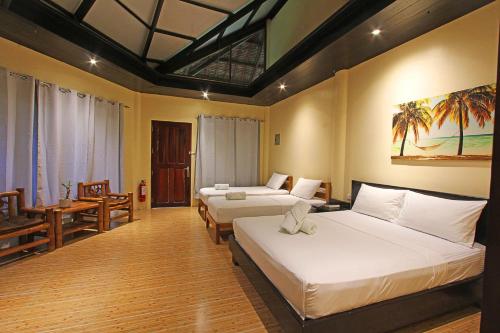 room detail thumbnail 0