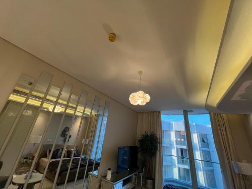 Bahrain Bay Gem Apt Overlooking Four Seasons - Tap to explore photos