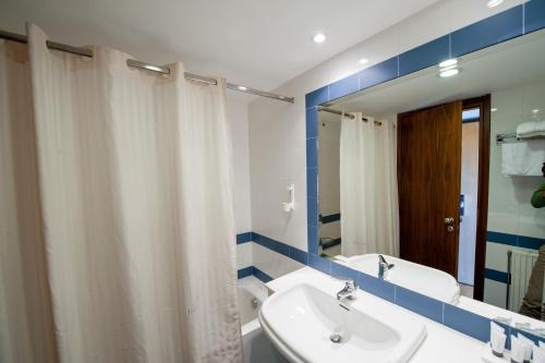 Chambre avec 2 lits