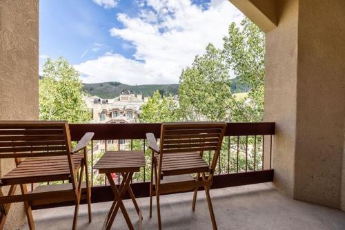 Four-Bedroom Apartment image 1