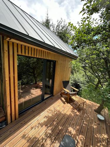 Viesnīcas āriene, TajnyHauz Beehauz terapia na včelách (TajnyHauz Beehauz terapia na vcelach) in Kovacova