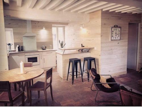 . La Petite Maison