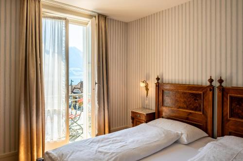 Romantic Double Room with Balcony image 4