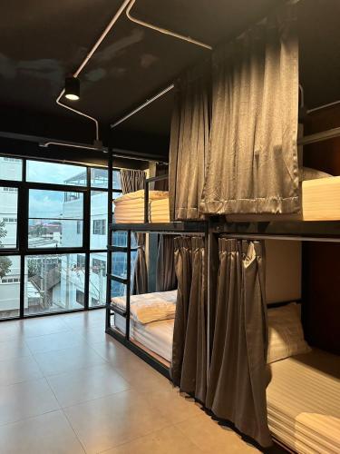 New Warm Light Hostel in Chang Phuak