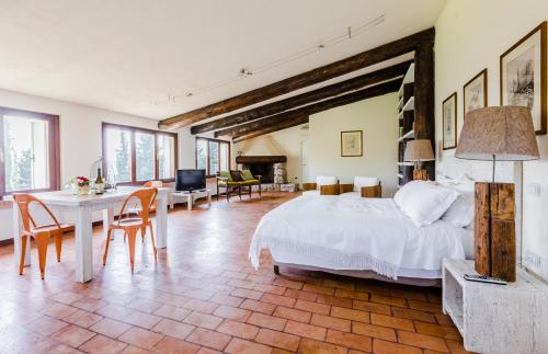 Exterior view of Massimago Wine Relais