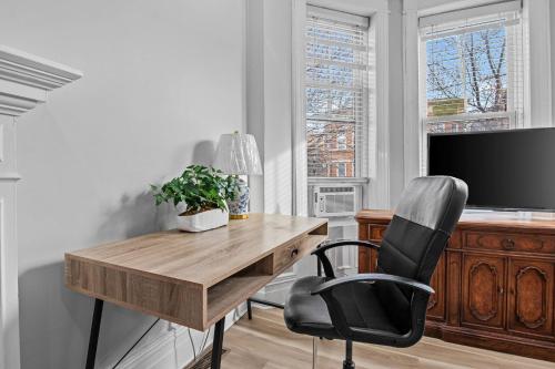 Beautiful Green-Door Brownstone