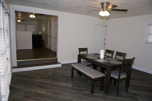 3 Bdrms next 2 Ft Sill 14% discount for 1 week in Lawton, USA