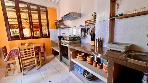 virtuve, Miranda's House in Puerto Chicama