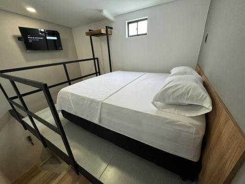 . Hotel La Fábrica cerca al aeropuerto