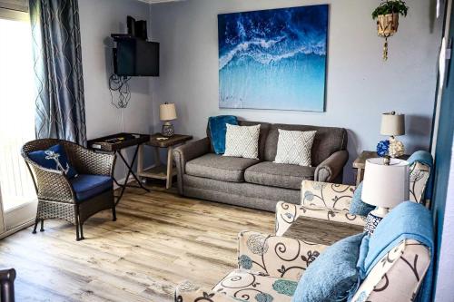 One-Bedroom Apartment image 8