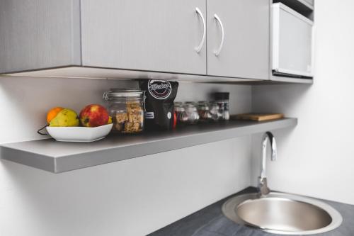 Wyposażenie, Wanderlust Private Studio Apartment in Country Club