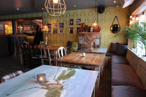 Hemsedal Cafe Skiers Lodge - image 11