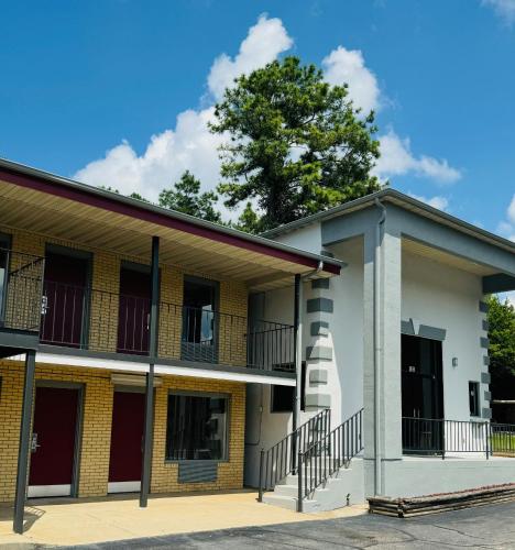 RELAX INN in Rockingham, USA