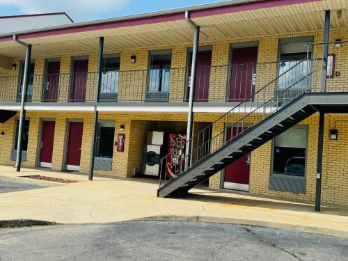 RELAX INN in Rockingham, USA