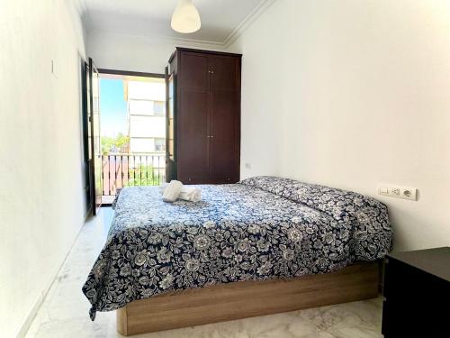 Apartamento con Balcón Castilla Triana 3