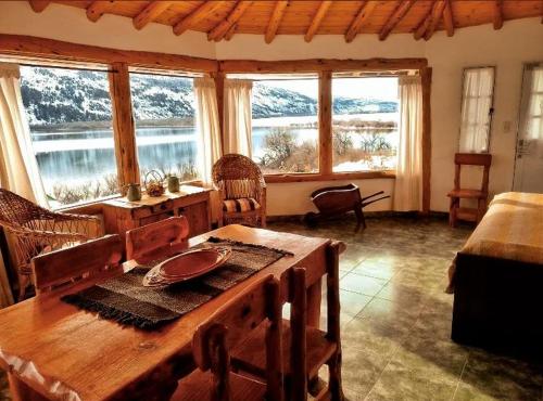 Cabañas El Muelle (Cabanas El Muelle) in Cholila