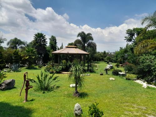 Campamento Hermoso en la naturaleza in Chapulco, Mexico
