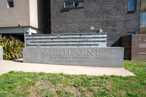 Relaxing 2BR Apt in North Point Complex