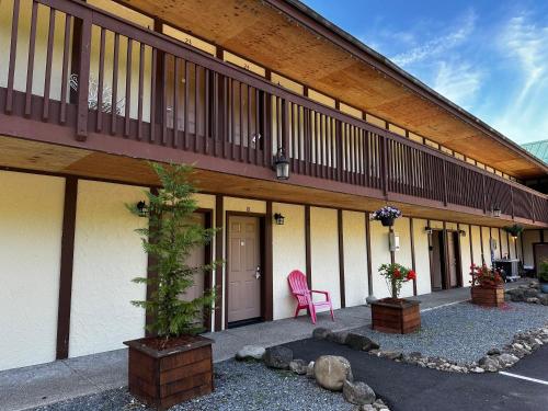 Packwood Lodge & Cabins - 숙소 외관