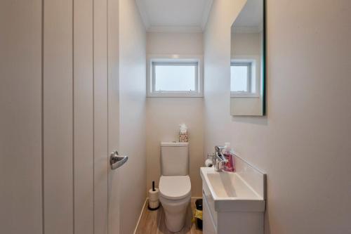 Three-Bedroom House room in Timeout @ Taupo - Lake Views