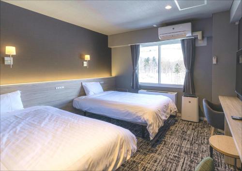 Twin room, comfort, shower