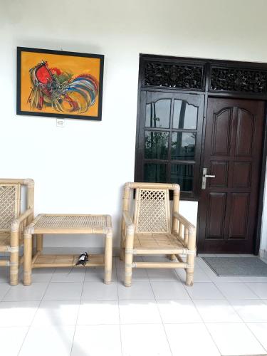 Balkong/terasse, L'ORANGE BUDGET ROOM near Bali Safari & Marine Park