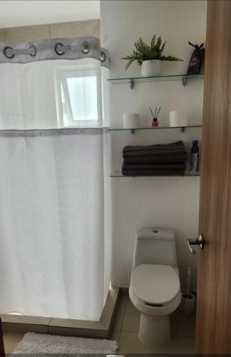 Apartamento zona sur con alberca y vista a la ciudad in Guadalajara, Mexico