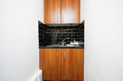 Picture of Modern Comfy And Central 5 Star Location Doublebeds