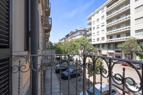 -Porta Nuova-Alpitour- Elegante Suite con A-C e Wi-Fi, Turín (fotografie 4)