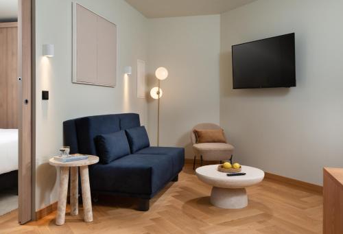 Loft Collection Salzburg Mirabell contactless check-in - image 3