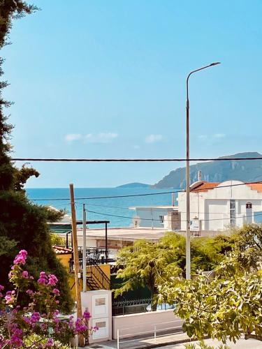 Feel free - Kavala Feel free - Kavala