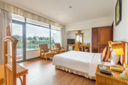 Double or twin room, deluxe, garden view