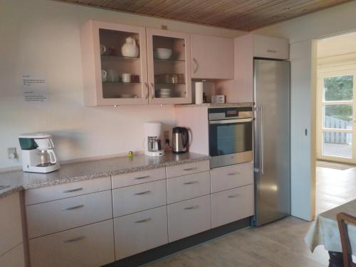 Kitchen, Rødkælkevej's B&B in Hurup