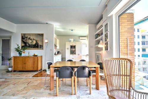 Ca' Muna - Sea View Penthouse, Private Rooftop, Walking to the Beach, Rapallo (foto 7)
