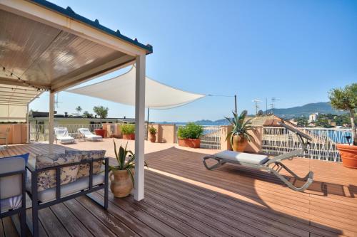 Ca' Muna - Sea View Penthouse, Private Rooftop, Walking to the Beach, Rapallo (foto 3)