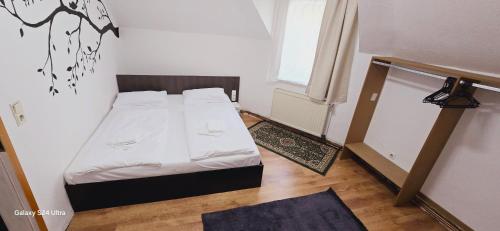 Hotel Zum Deutschen Eck - image 10