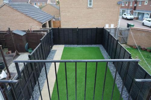 Spacious 4 Bedroom, 3 Bath House by Jesswood Properties Contractors, Business and Leisure with Free Parking and WIFI, Peterborough (fotografie 5)
