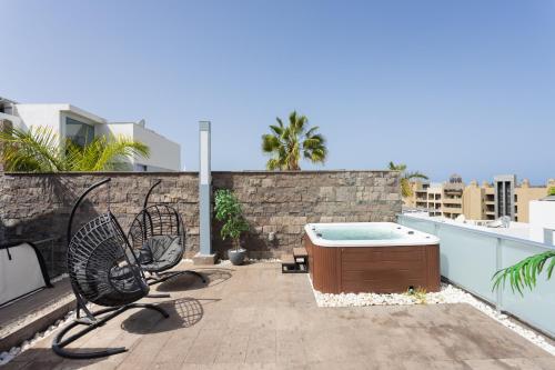 Villa with Private Pool image 10