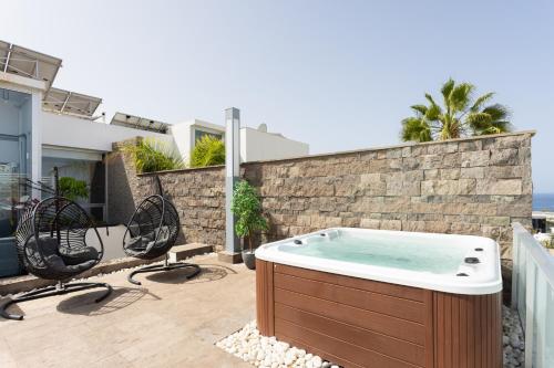 Villa with Private Pool image 8