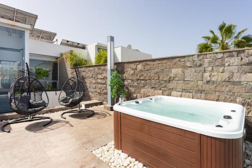Villa with Private Pool image 4