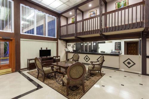 Travelodge by Wyndham Orange County Airport/ Costa Mesa in Costa Mesa, USA