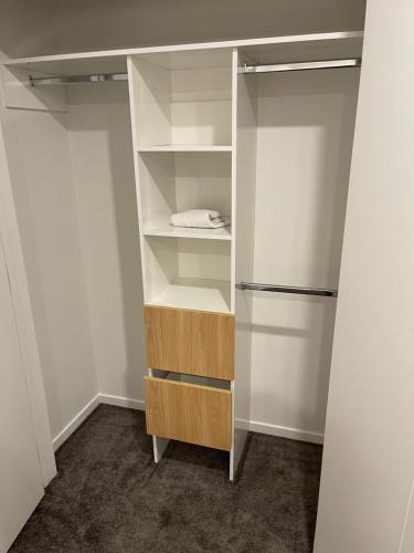 5 bedroom house at the heart of Auckland Airport, Auckland (Foto 7)