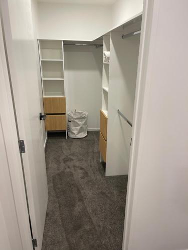 5 bedroom house at the heart of Auckland Airport, Auckland (Foto 10)