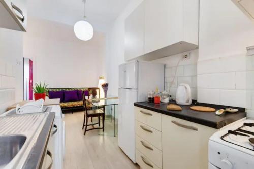 Cozy Vatican Apartment With Starry Balcony Garden, Roma (foto 5)