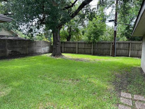 Luxurway Renovated Private Home 4bedrooms 3baths Luxurway Renovated Private Home 4bedrooms 3baths