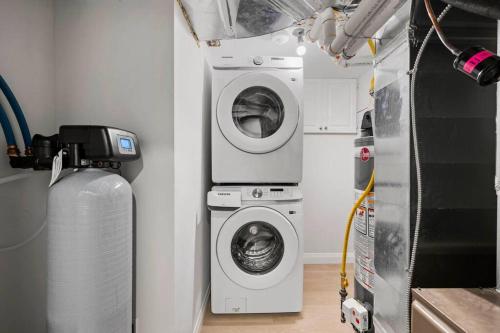 New 2 bedroom basement apartment Room Type - Two-Bedroom House