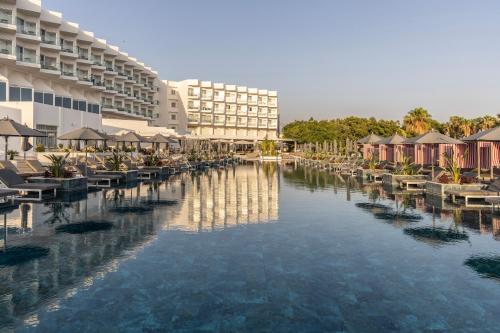 Cali Resort & Spa Designed For Adults by Louis Hotels